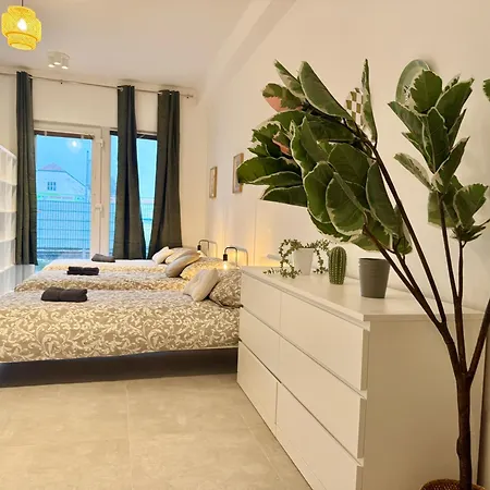 Cosy Modern Near Vienna *