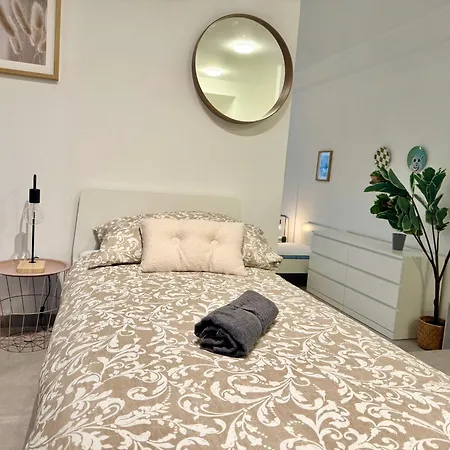 Cosy Modern Near Vienna Appartement