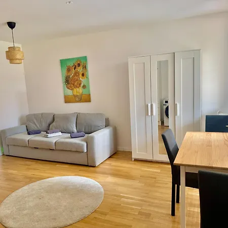 Cosy Modern Near Vienna * Wiener Neudorf