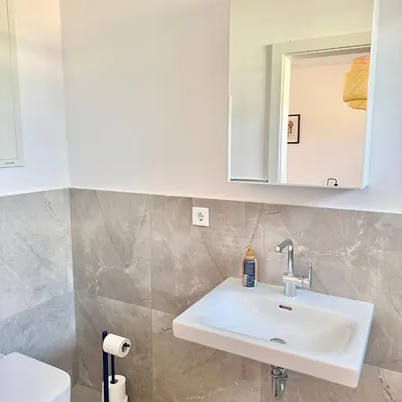 Appartement Cosy Modern Near Vienna Wiener Neudorf