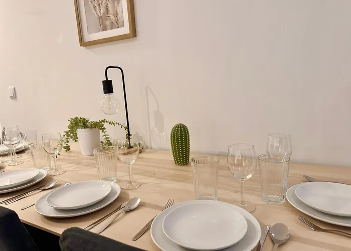 Cosy Modern Near Vienna Apartment Wiener Neudorf